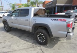 2020 Toyota Tacoma 4WD - Image 7
