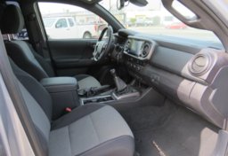 2020 Toyota Tacoma 4WD - Image 24