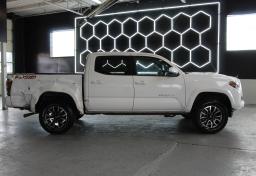 Thumbnail of 2021 Toyota Tacoma