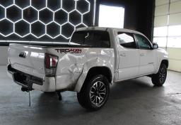 Thumbnail of 2021 Toyota Tacoma