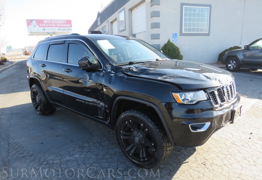 2018 Jeep Grand Cherokee - Image 4