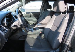 2018 Jeep Grand Cherokee - Image 24