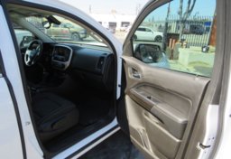 2015 GMC Canyon - Image 21