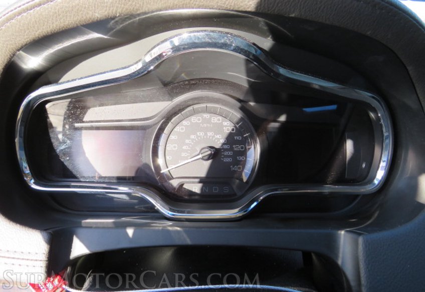 2019 Lincoln MKT - Image 35