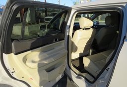 2019 Lincoln MKT - Image 27