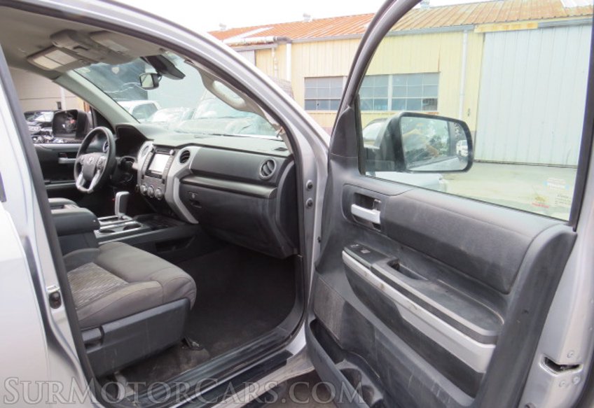 2019 Toyota Tundra 4WD - Image 21