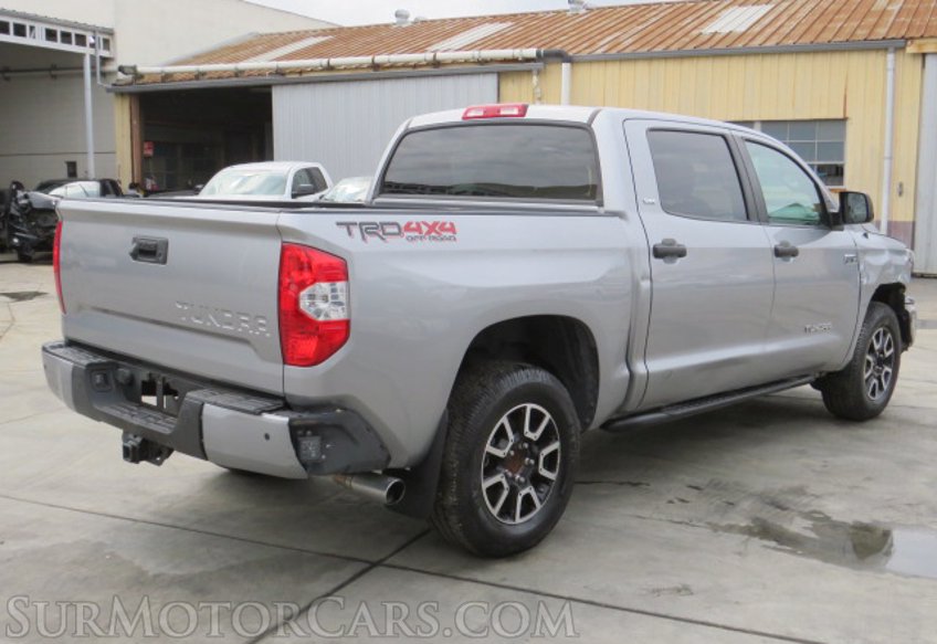 2019 Toyota Tundra 4WD - Image 8