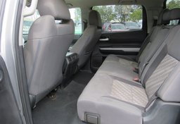 2019 Toyota Tundra 4WD - Image 29