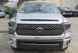 2019 Toyota Tundra 4WD - Image 11