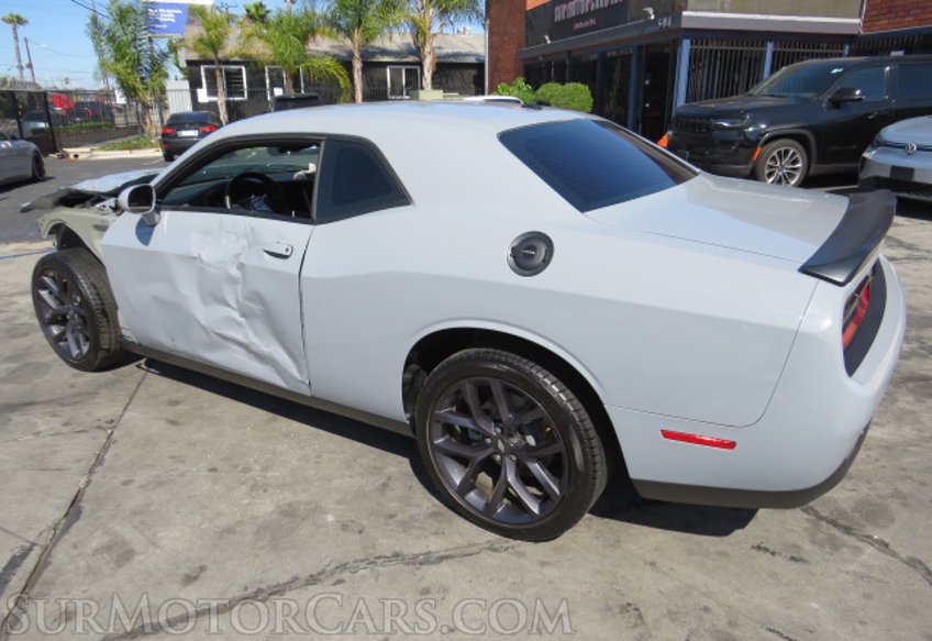 2021 Dodge Challenger - Image 10