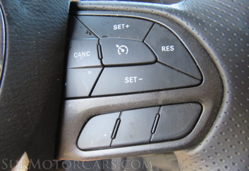 2021 Dodge Challenger - Image 32