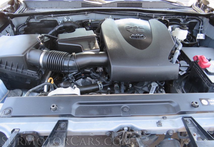 2018 Toyota Tacoma - Image 48