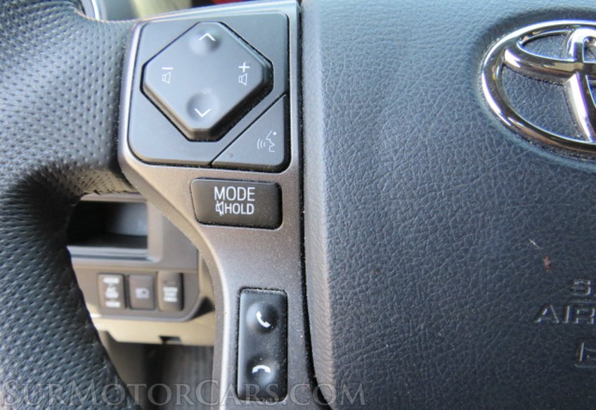 2018 Toyota Tacoma - Image 32
