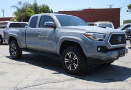 2018 Toyota Tacoma - Image 3