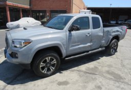 2018 Toyota Tacoma - Image 2