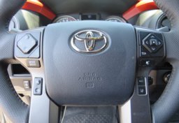 2018 Toyota Tacoma - Image 31