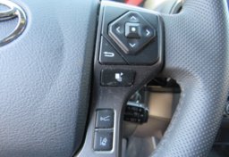 2018 Toyota Tacoma - Image 33