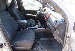 2018 Toyota Tacoma - Image 26