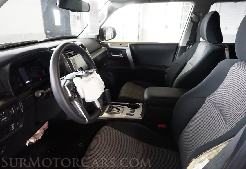 2023 Toyota 4Runner - Image 25