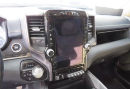 2020 Ram 1500 - Image 40