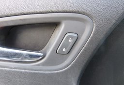 2021 Chevrolet Colorado - Image 50