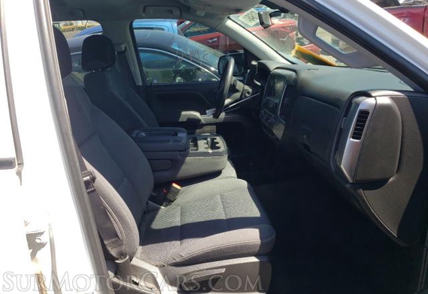 2018 Chevrolet Silverado 1500 - Image 5