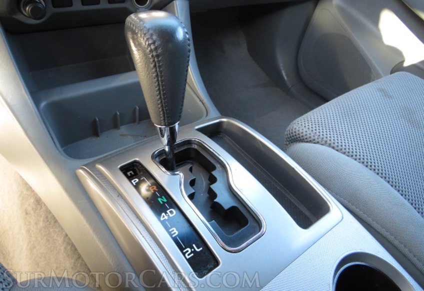 2010 Toyota Tacoma - Image 39