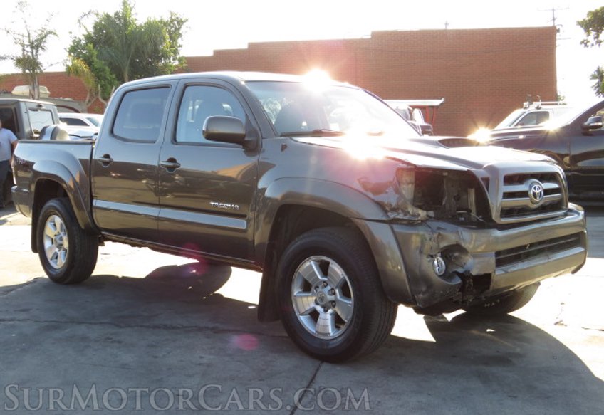 2010 Toyota Tacoma - Image 4