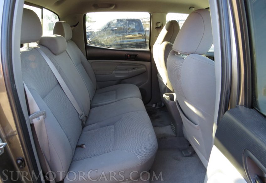 2010 Toyota Tacoma - Image 33