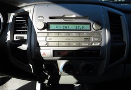 2010 Toyota Tacoma - Image 37