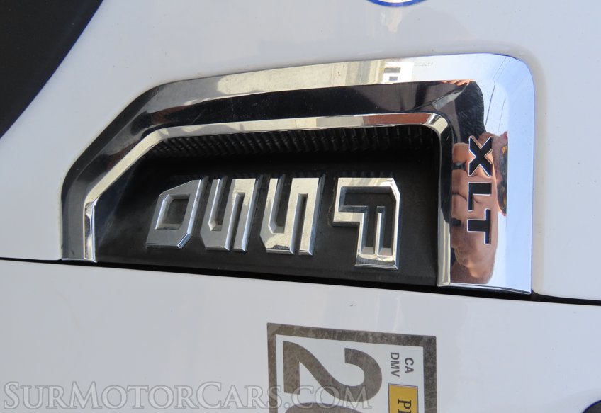 2020 Ford F-550 Super Duty - Image 20