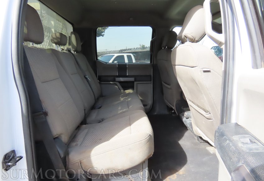 2020 Ford F-550 Super Duty - Image 35