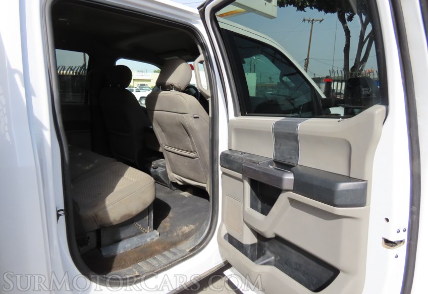 2020 Ford F-550 Super Duty - Image 27