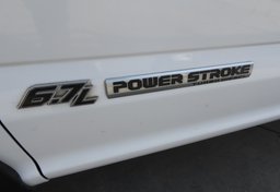 2020 Ford F-550 Super Duty - Image 19