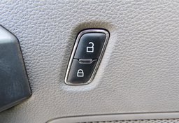 2020 Ford F-550 Super Duty - Image 47