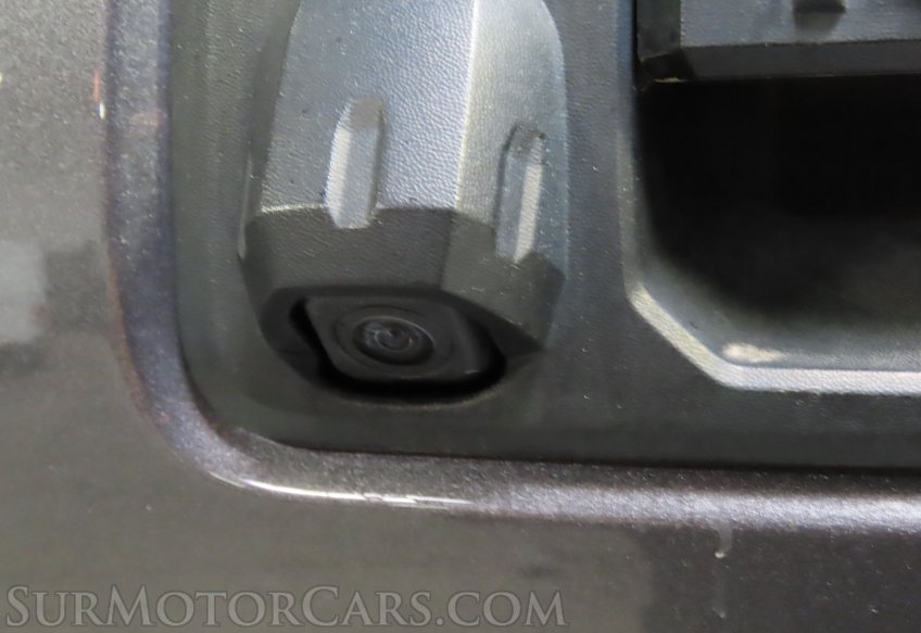 2020 Toyota Tacoma - Image 17