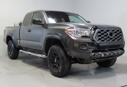 2020 Toyota Tacoma - Image 3