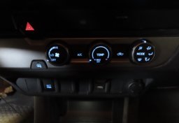 2020 Toyota Tacoma - Image 39