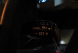 2020 Toyota Tacoma - Image 32