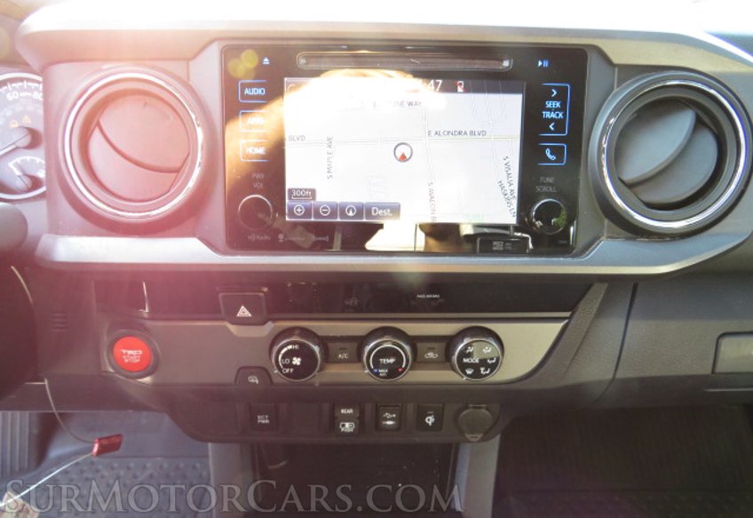 2018 Toyota Tacoma - Image 39