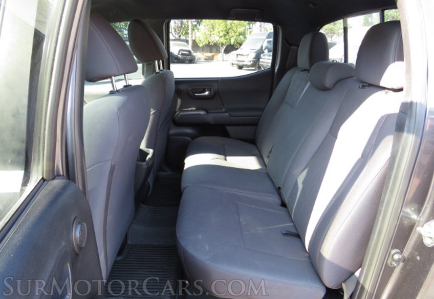 2018 Toyota Tacoma - Image 30