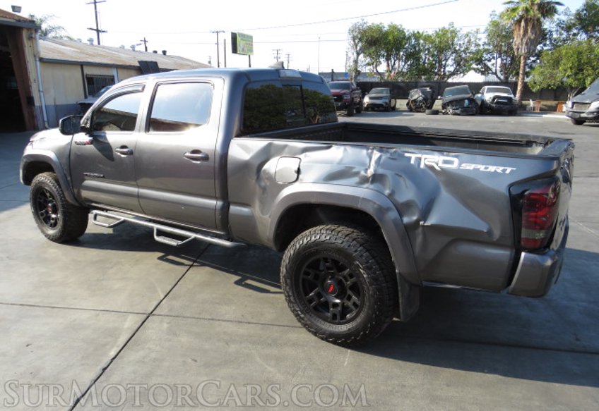 2018 Toyota Tacoma - Image 10