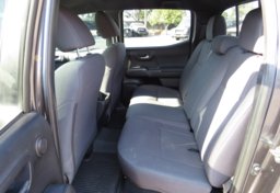 2018 Toyota Tacoma - Image 23
