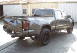 2018 Toyota Tacoma - Image 7