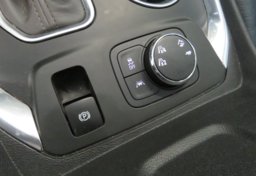 2020 Chevrolet Traverse - Image 72