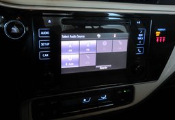 2019 Toyota Corolla - Image 36