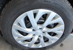 2019 Toyota Corolla - Image 39