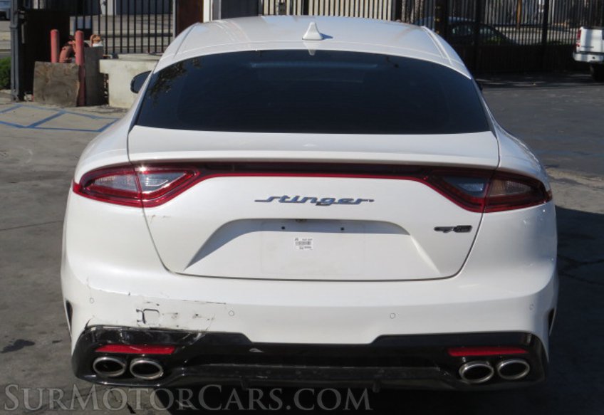 2020 Kia Stinger - Image 12