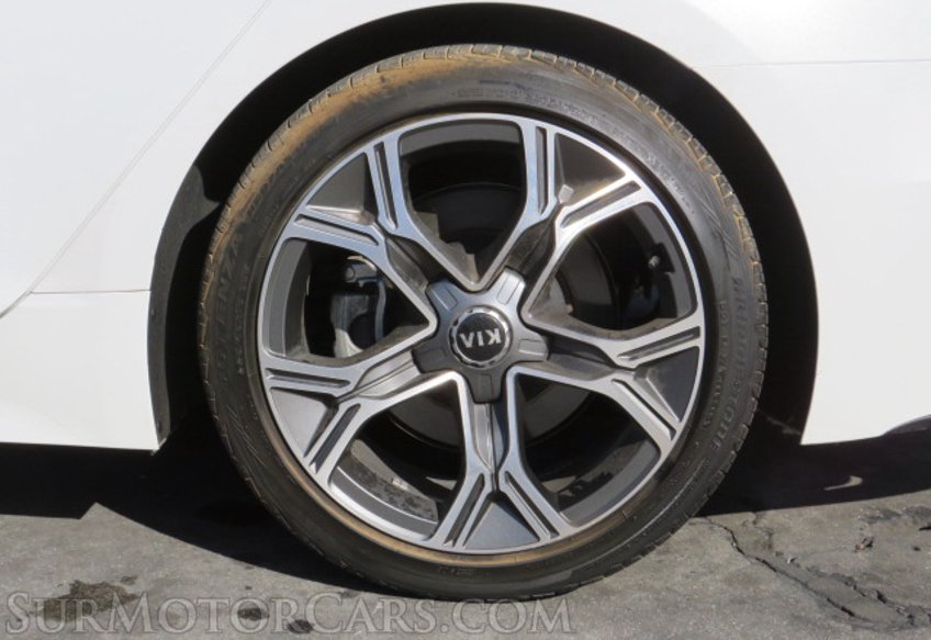 2020 Kia Stinger - Image 11