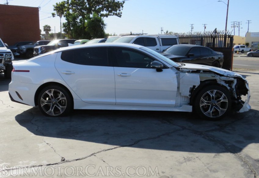 2020 Kia Stinger - Image 6